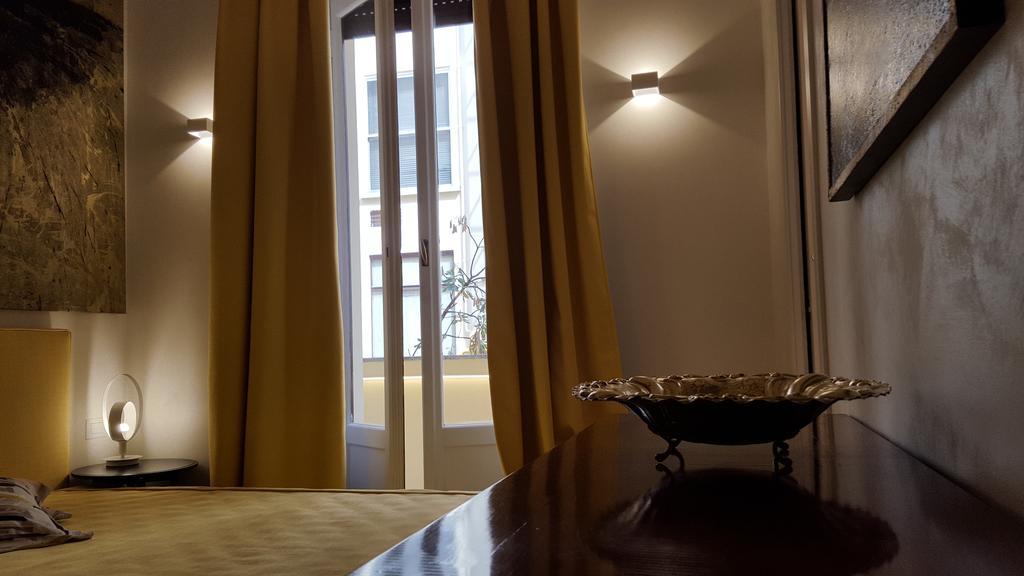 Bnbutler - Broletto 39 - A Few Steps To The Duomo And La Scala Milano Exterior foto